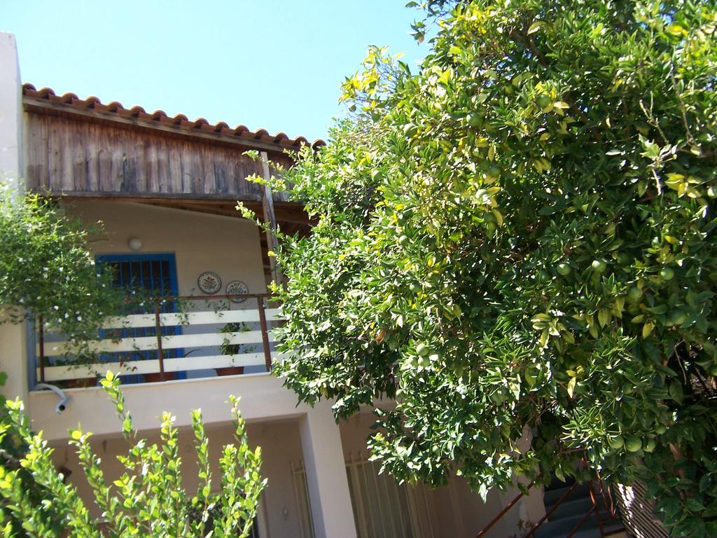 Maria'S Haus In Artemida公寓 外观 照片